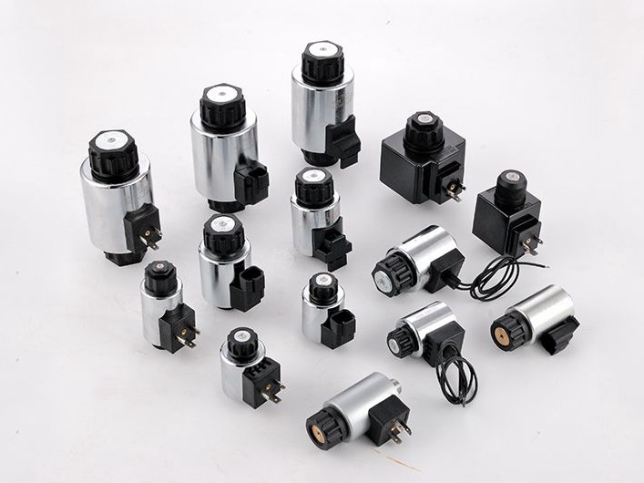 På/av magnetventiler for hydraulikk